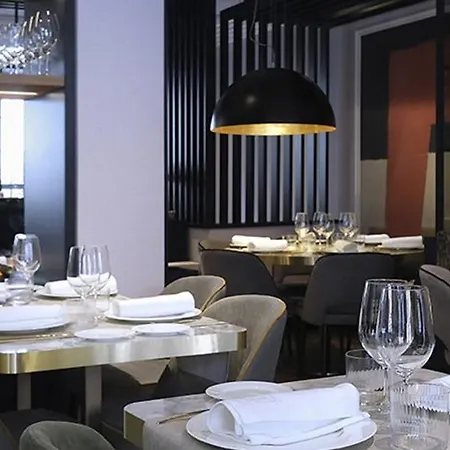 Exclusive Quietness In The Heart Of Madrid With Public Parking, Breakfast, 2 Bathrooms Exterior photo